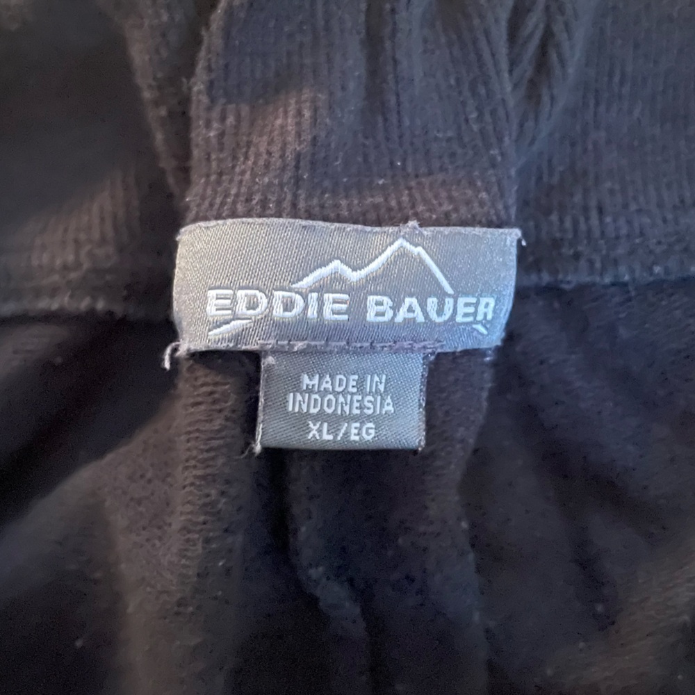 Eddie Bauer Black Tie Shorts - Women’s Size XL - Picture 2 of 3